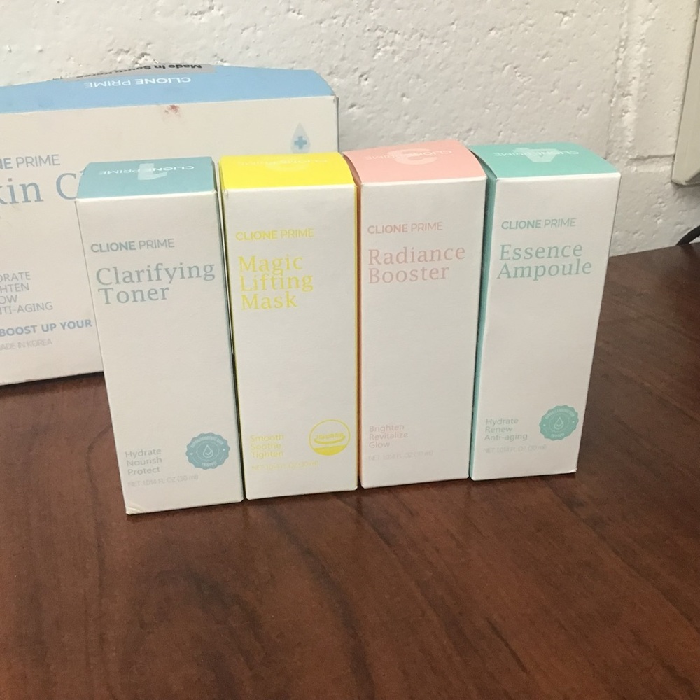 Clione prime at home Korean Skin Care Set For Women  Korean Anti Aging open box